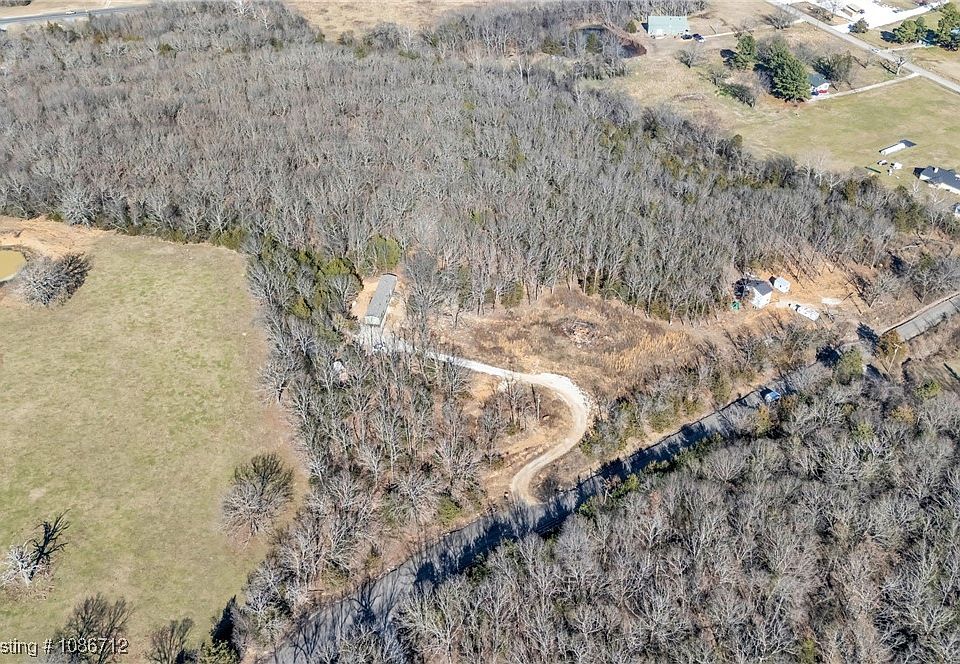 1st image of 16558 Parks Corner Rd