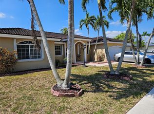 15518 SW 168th Ter, Miami, FL 33187