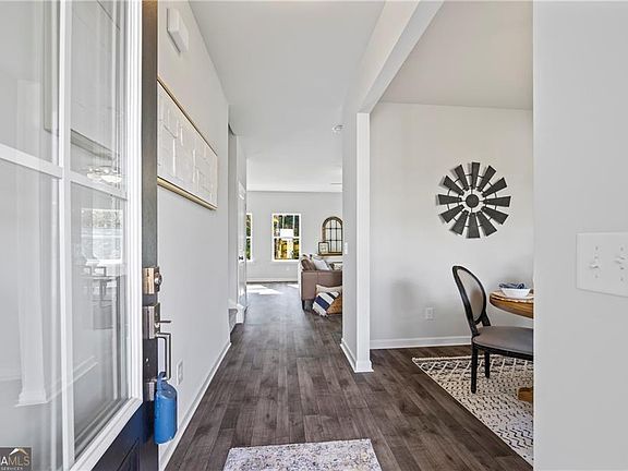 3rd image of 5 Water Oak Way