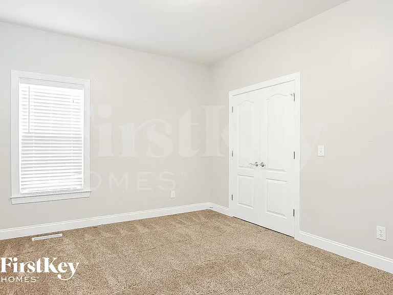 85 Great Oak Dr — Photo 12