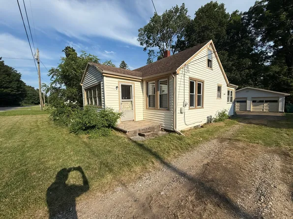 33037 Pokagon Hwy, Niles, MI 49120