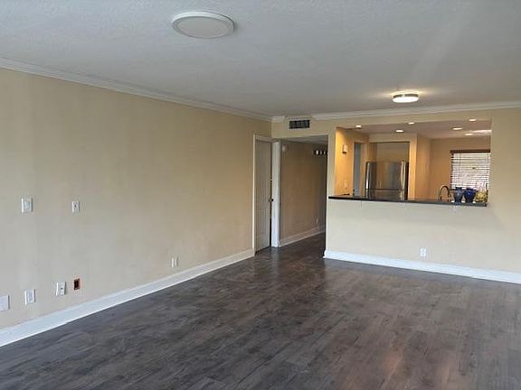 2nd image of 9235 Lagoon Pl APT 214