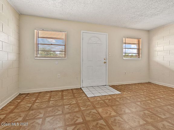 5th image of 619 Peachtree St 8 Cocoa Fl 32922