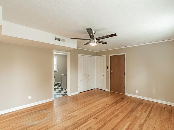 2nd image of 312 N 31st Ave APT 121