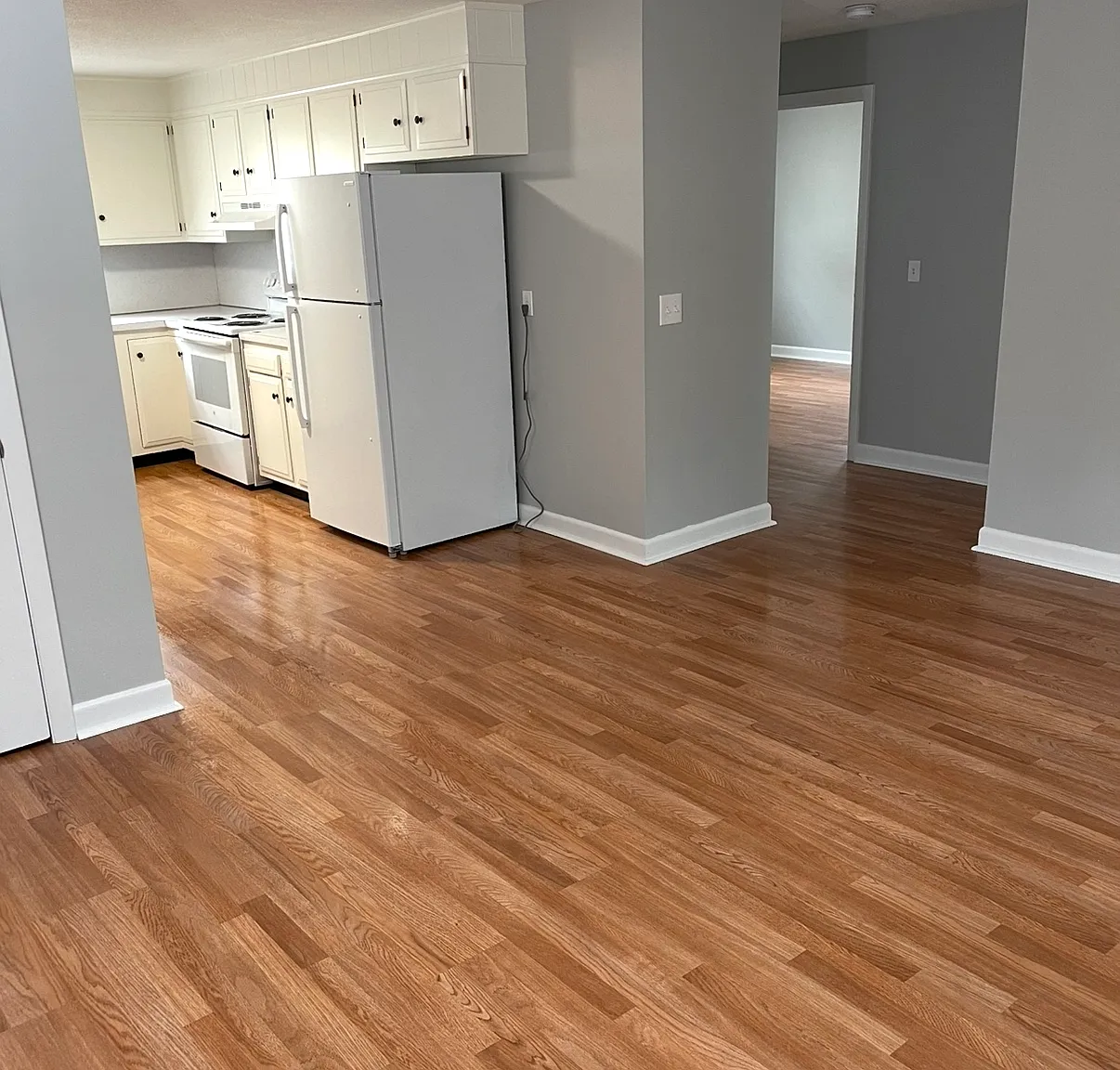 2 bed, 850 sqft, $1,795 — Photo 4