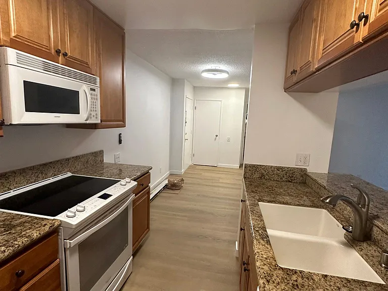 5460 White Oak Ave #A232 — Photo 9