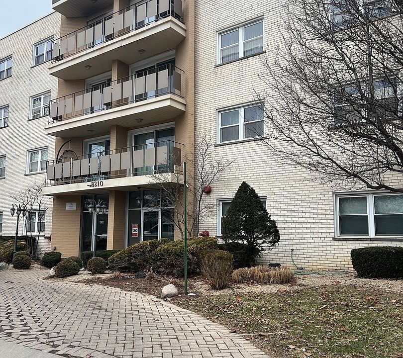 1st image of 8210 Elmwood St #403