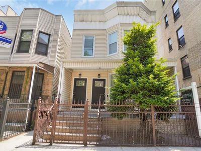 1346 Plimpton Avenue, Bronx, NY, 10452