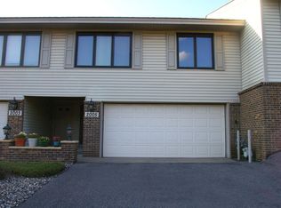 2005 Mesabi Ave E, Maplewood, MN 55109