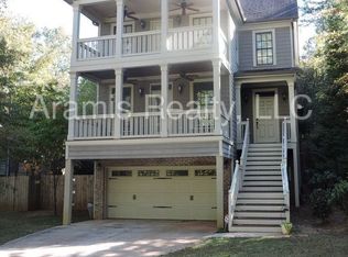 2823 White Oak Dr, Decatur, GA 30032