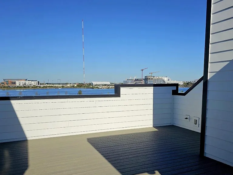2056 Prudential Dr — Photo 29