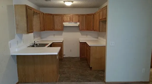 268 Orchard St E — Photo 2