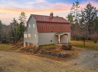 203 Old Shaker Rd, Loudon, NH 03307