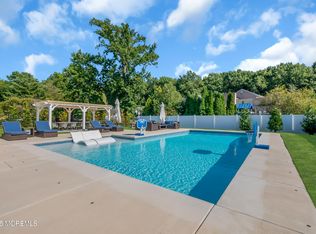 11 Brook Dr, Ocean, NJ