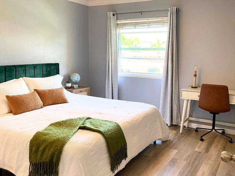 220 Woodland Pkwy #250 — Photo 8