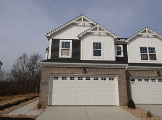 7227 Grandway Dr, West Chester, OH 45069