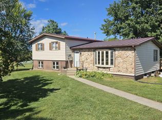 2132 N County Road 800, Nauvoo, IL 62354
