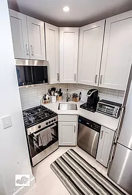 Rented by Jonis Realty | media 3