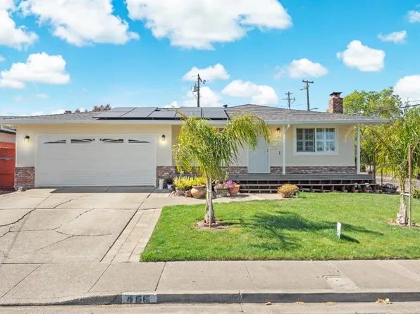 466 Santa Barbara Drive, Rohnert Park, CA 94928