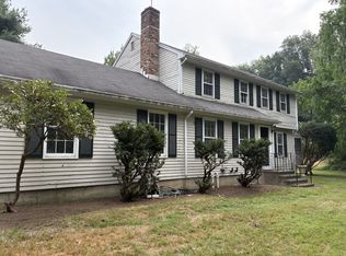 1240 Bronson Rd, Fairfield, CT 06824