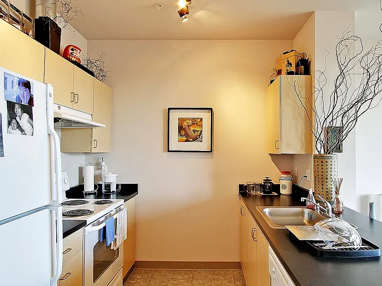 705 Lofts — Photo 15