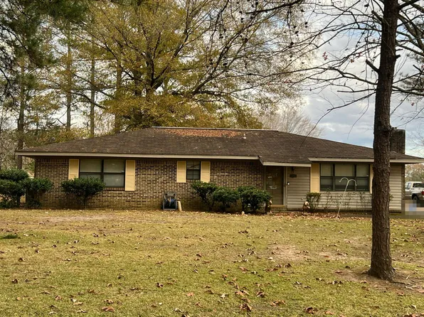809 Wesley St, Linden, AL 36748