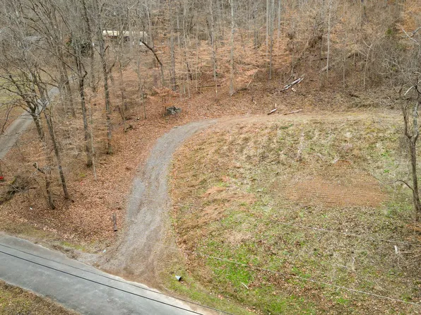 20 Deerwood Trl, Pegram, TN 37143