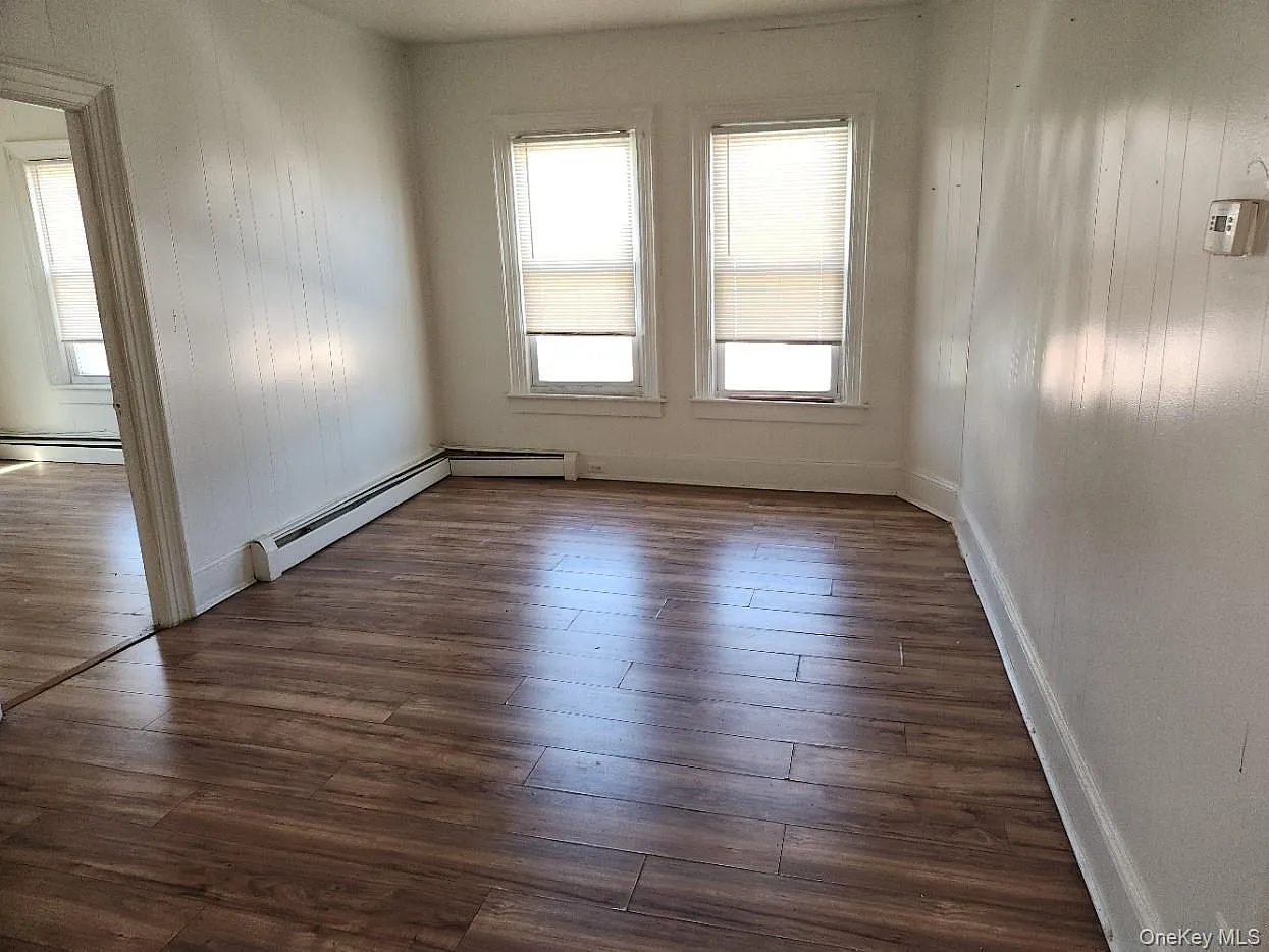 2 bed, 1.0 bath, 840 sqft, $1,700 — Photo 1