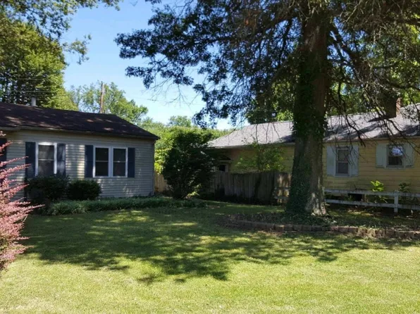 4563 N Lafayette St, Terre Haute, IN 47805