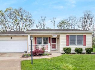 1989 Greenock St, South Bend, IN 46614