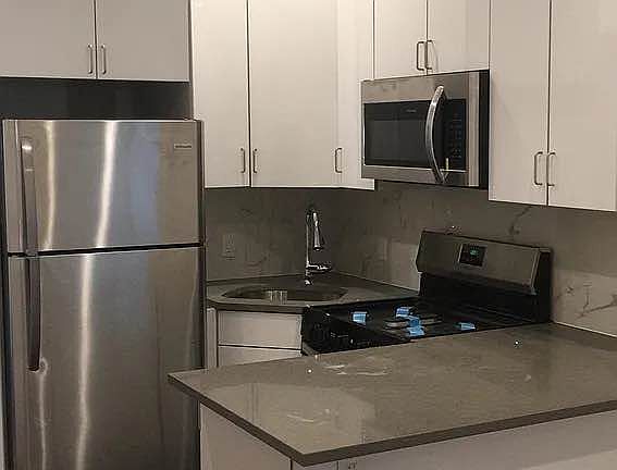 2nd image of 5918 57th St #3