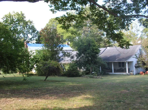 205 N Brady St, Morganfield, KY 42437