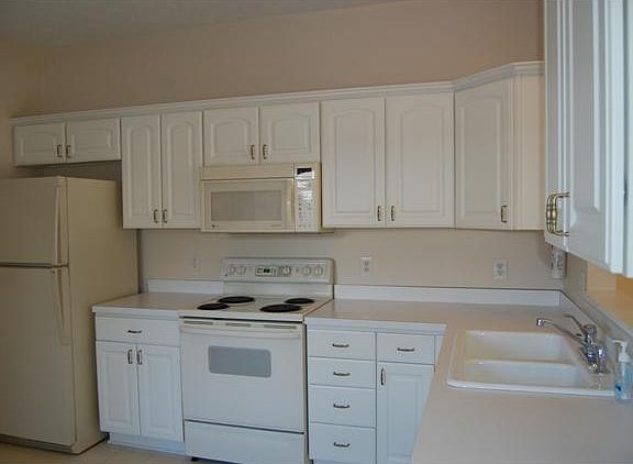 4th image of 1411 Weatherhill Ct