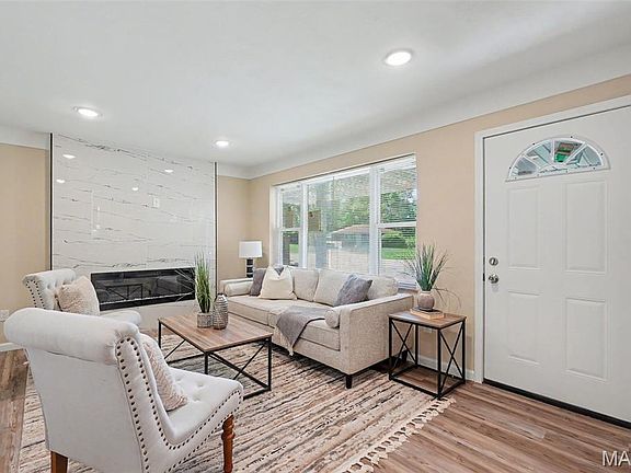 4th image of 6670 Kenwood Dr