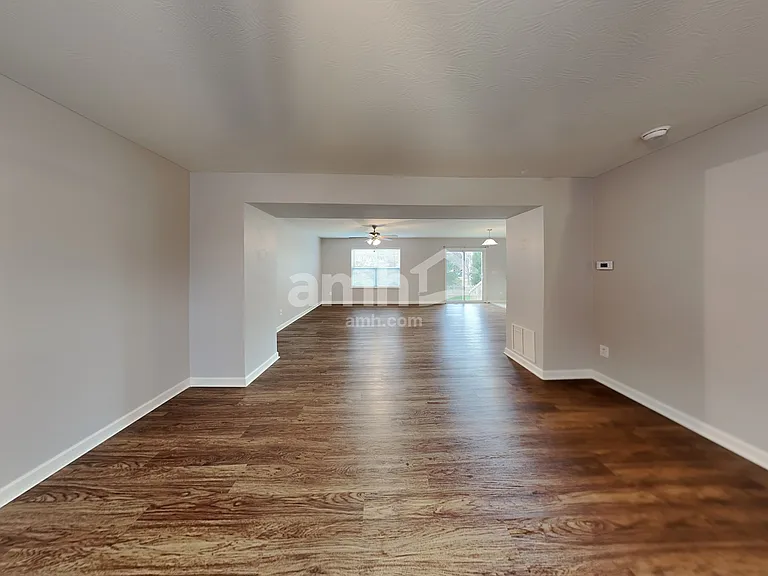 5499 Lehman Meadows Dr — Photo 7