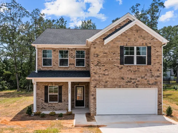 1208 S Claiborne Rd, Granite Quarry, NC 28146