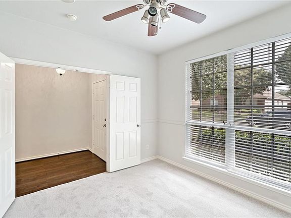 5th image of 6321 High Cliff Dr