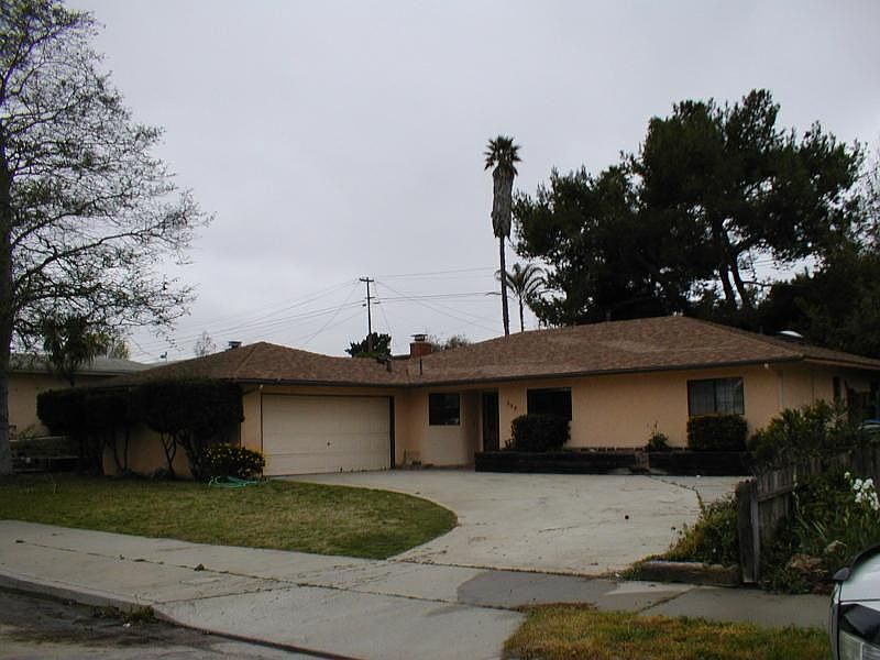 2nd image of 359 Hobbs Ln