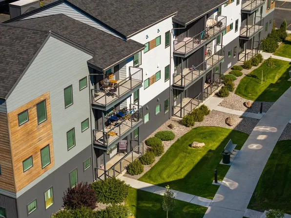 Creekside Apartments