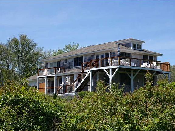 2nd image of 38 Pond View Dr