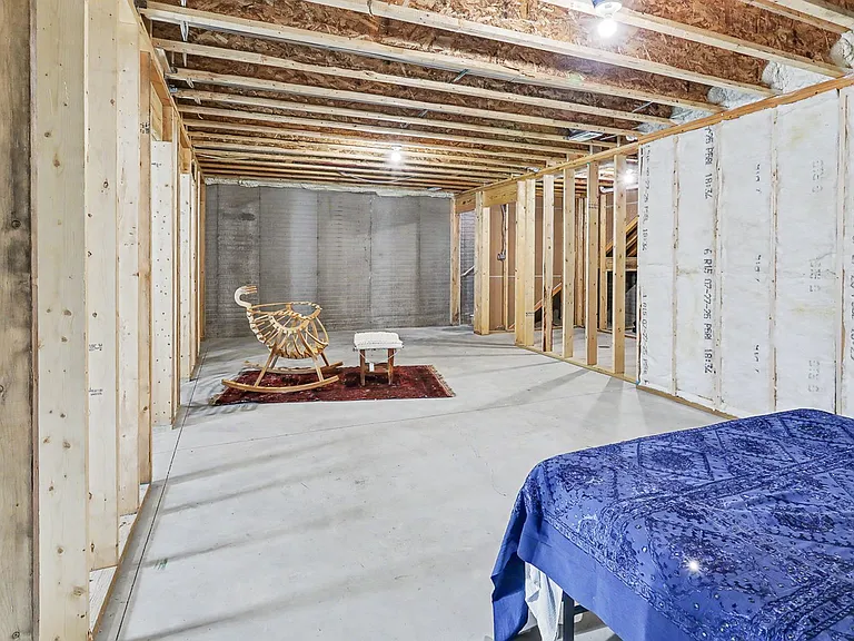 1507 Shady Brook Ln — Photo 15