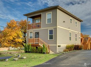 2107 S College St, Seattle, WA 98144