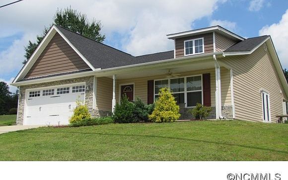1st image of 530 Crab Creek Rd