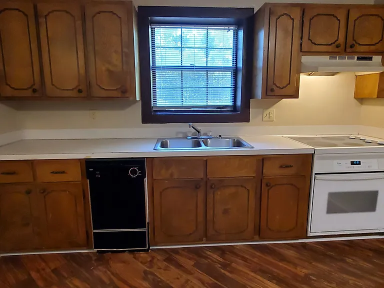 715 Ridgeview Dr #6 — Photo 2