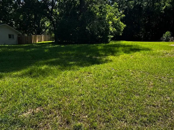 N White Oak Rd, White Oak, TX 75693