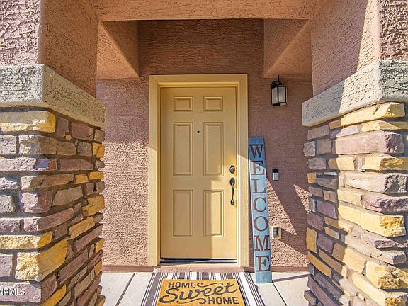 5th image of 2261 E HAZELTINE Way