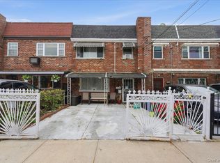 1020 E 213th Street, Bronx, NY 10469