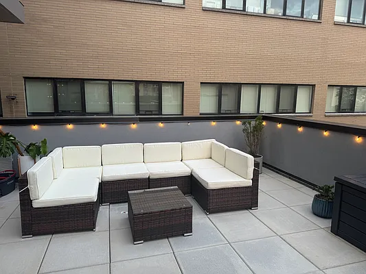 Rented by Compass | media 8