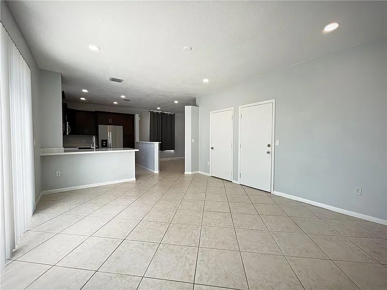 777 NW 151st Ave — Photo 48
