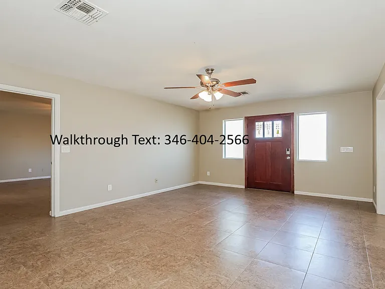 7518 W Whitton Ave — Photo 1